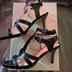 Coach NWT Black Heel Sandals Size 8.5